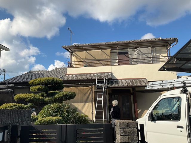 加古川市で雨漏り修理を実施する築43年戸建